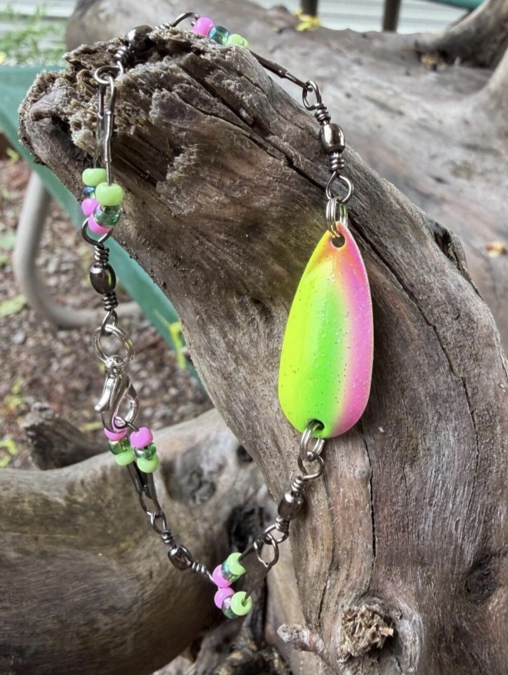 NEW Handcrafted Fishing Lure Swivel & Bait Neon Beaded Bracelet. Measures 7in
